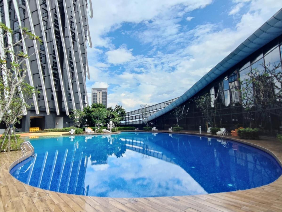 Arte Mont Kiara Host By Host Corner Suites กัวลาลัมเปอร์ ภายนอก รูปภาพ
