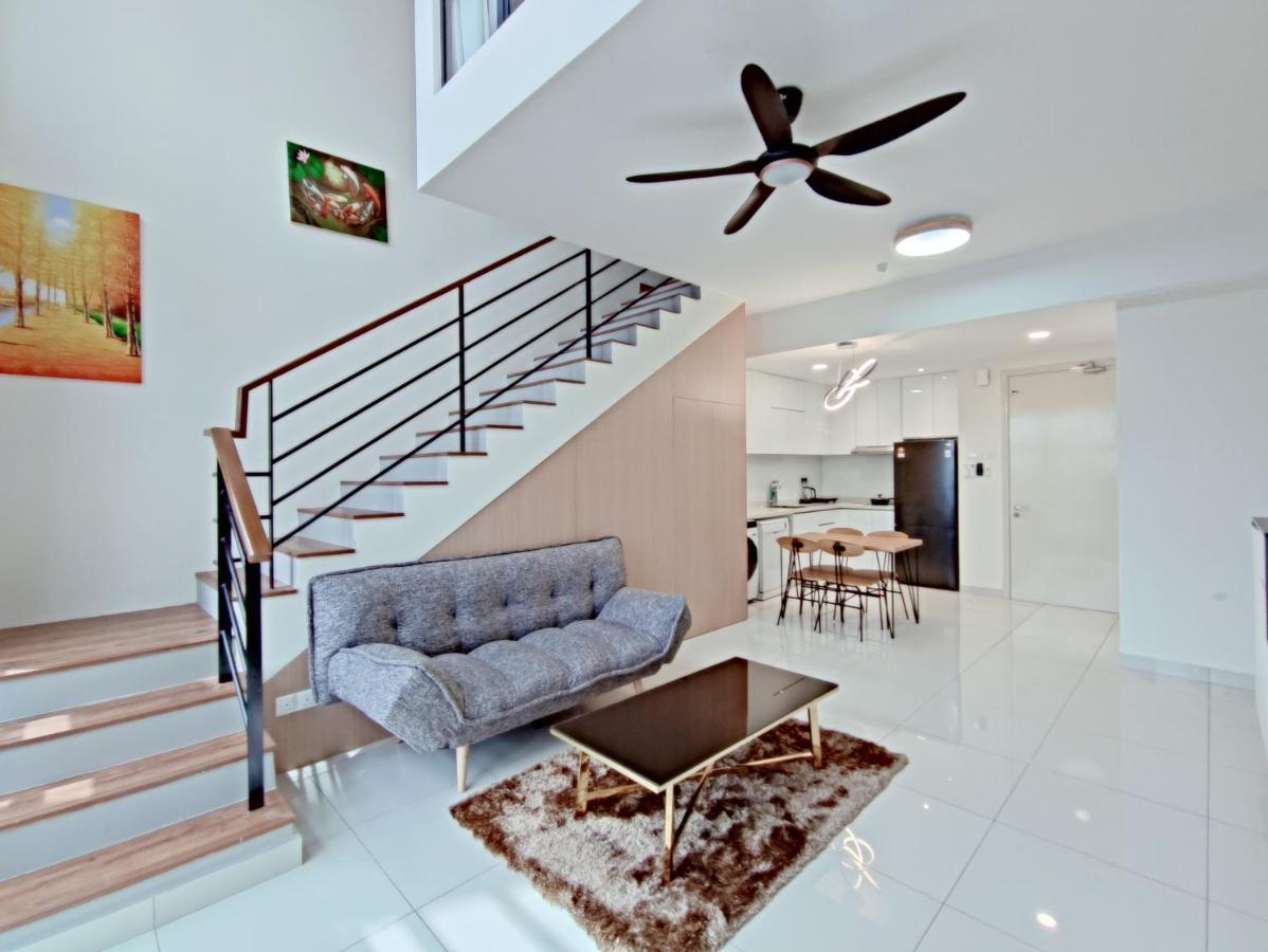 Arte Mont Kiara Host By Host Corner Suites กัวลาลัมเปอร์ ภายนอก รูปภาพ
